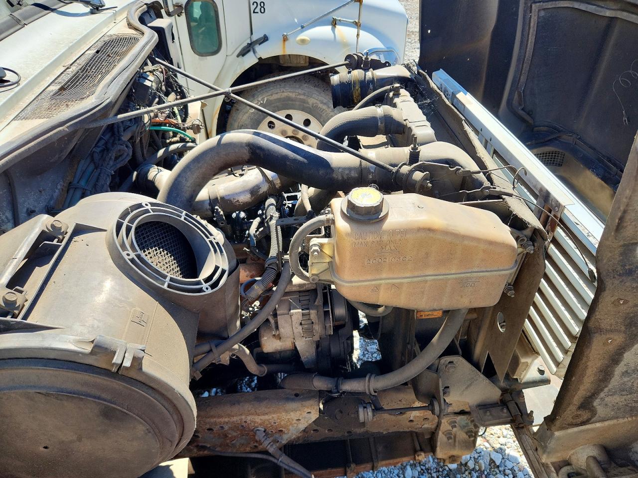 2000 INTERNATIONAL 4000 SERIE