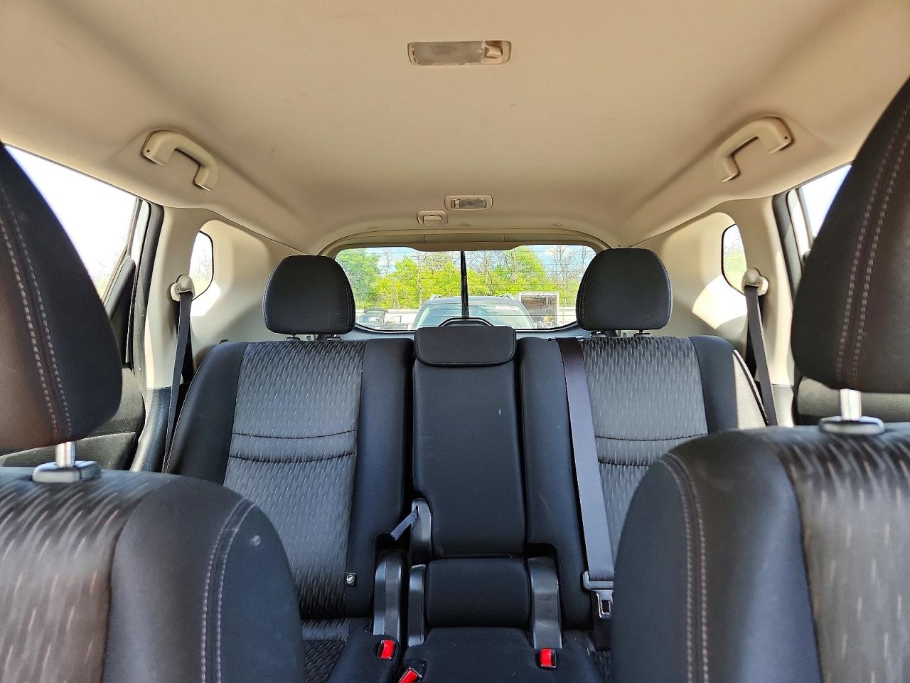 2017 NISSAN ROGUE