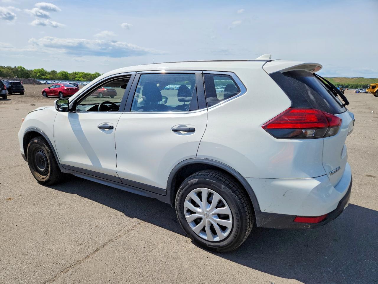 2017 NISSAN ROGUE