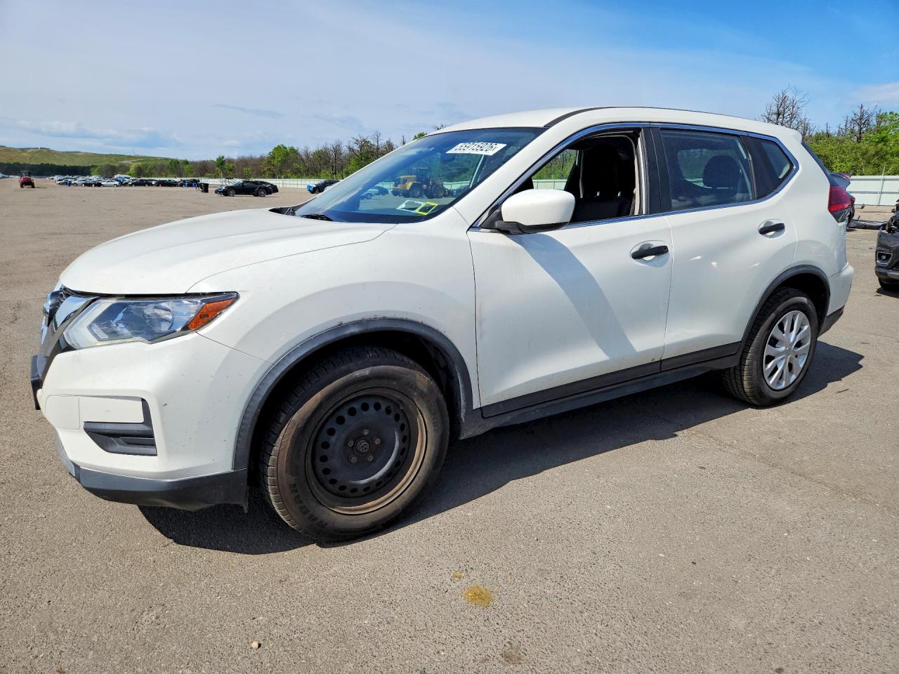 2017 NISSAN ROGUE