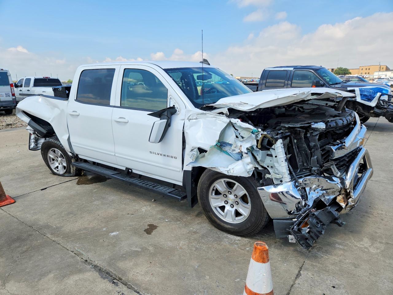 2018 CHEVROLET SILVERADO