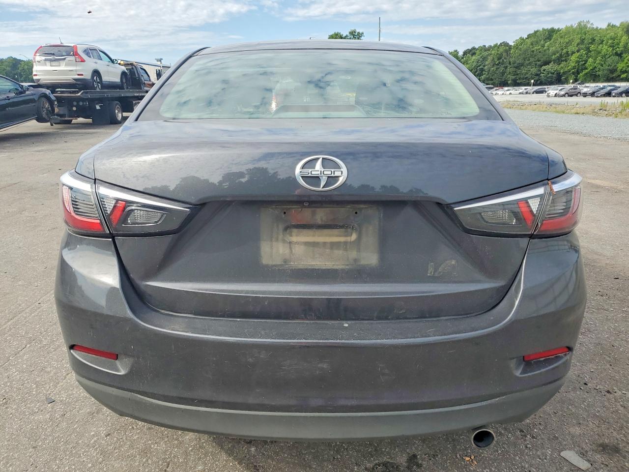 2016 SCION IA