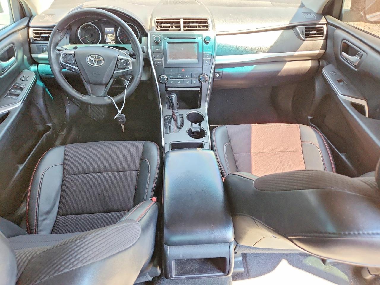 2016 TOYOTA CAMRY