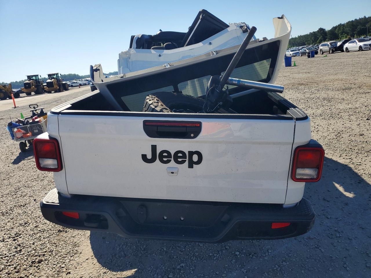 2025 JEEP GLADIATOR