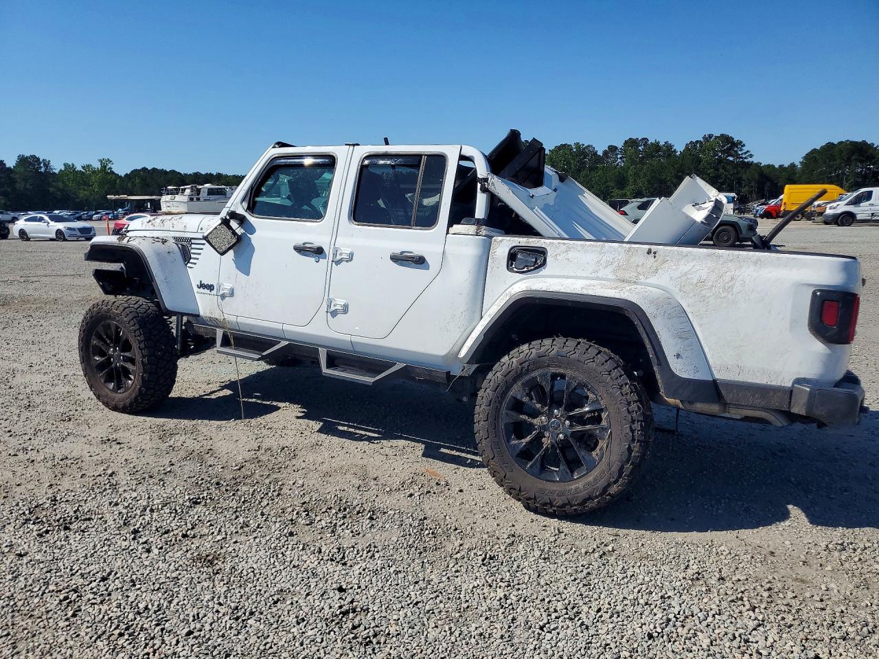 2025 JEEP GLADIATOR