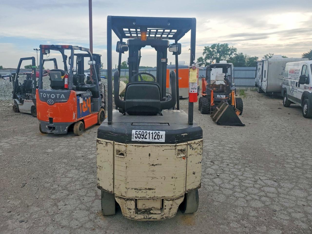 2014 CROWN FORKLIFT