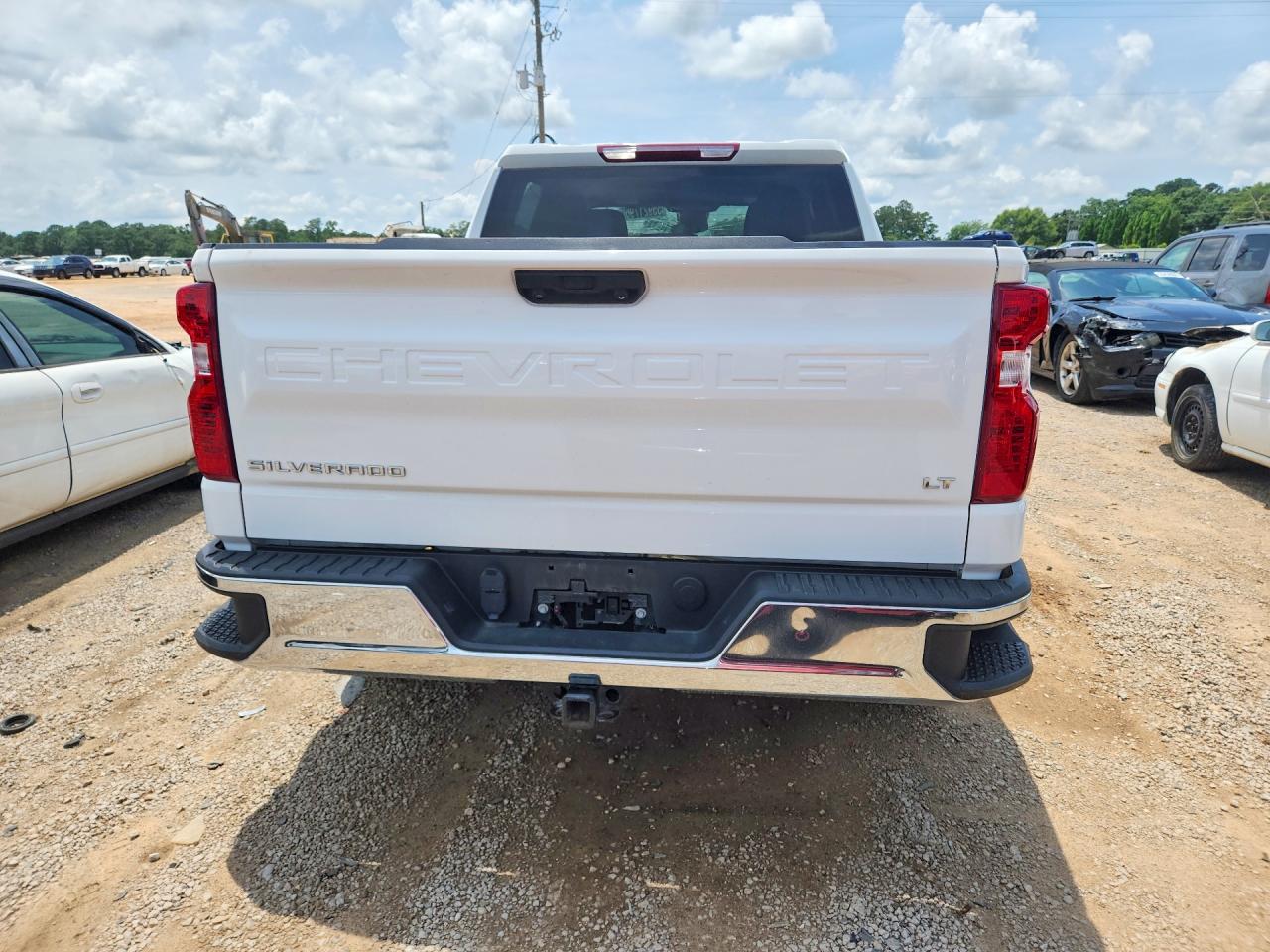 2025 CHEVROLET SILVERADO
