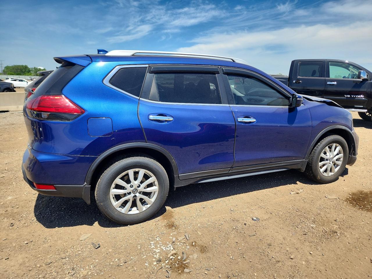 2018 NISSAN ROGUE