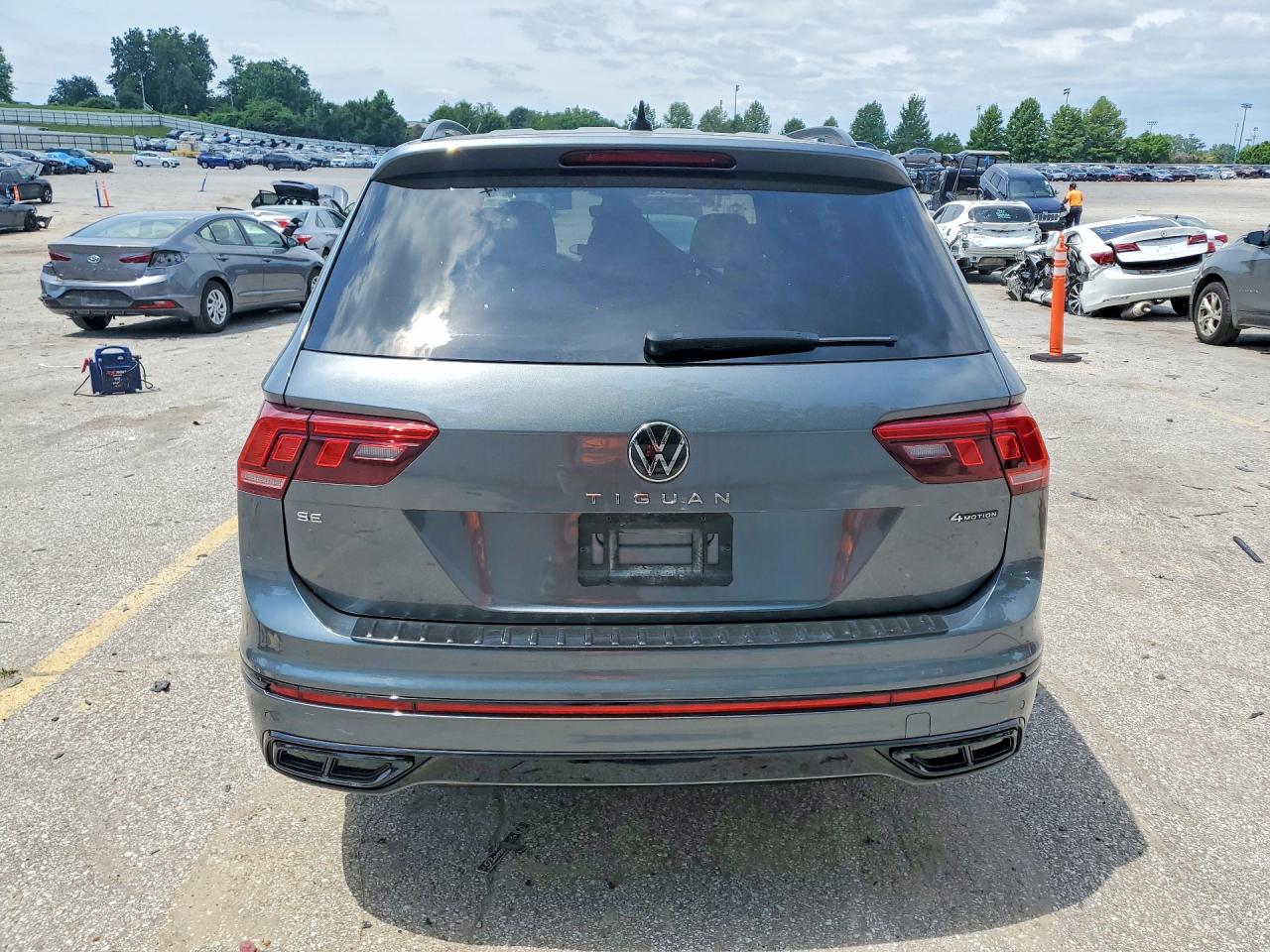 2024 VOLKSWAGEN TIGUAN