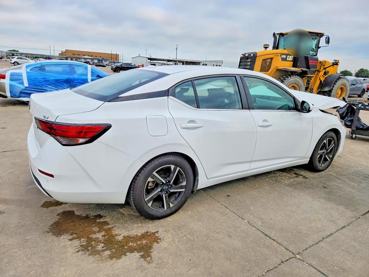 2024 NISSAN SENTRA