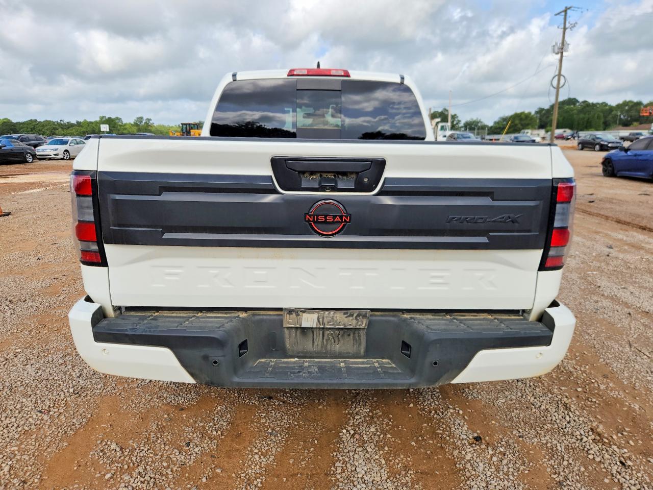 2026 NISSAN FRONTIER