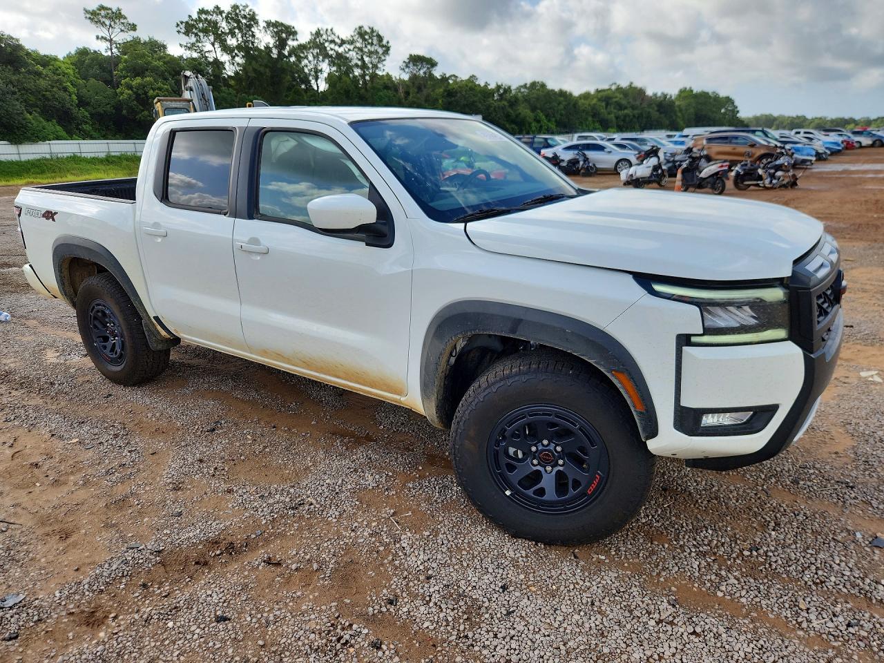 2026 NISSAN FRONTIER