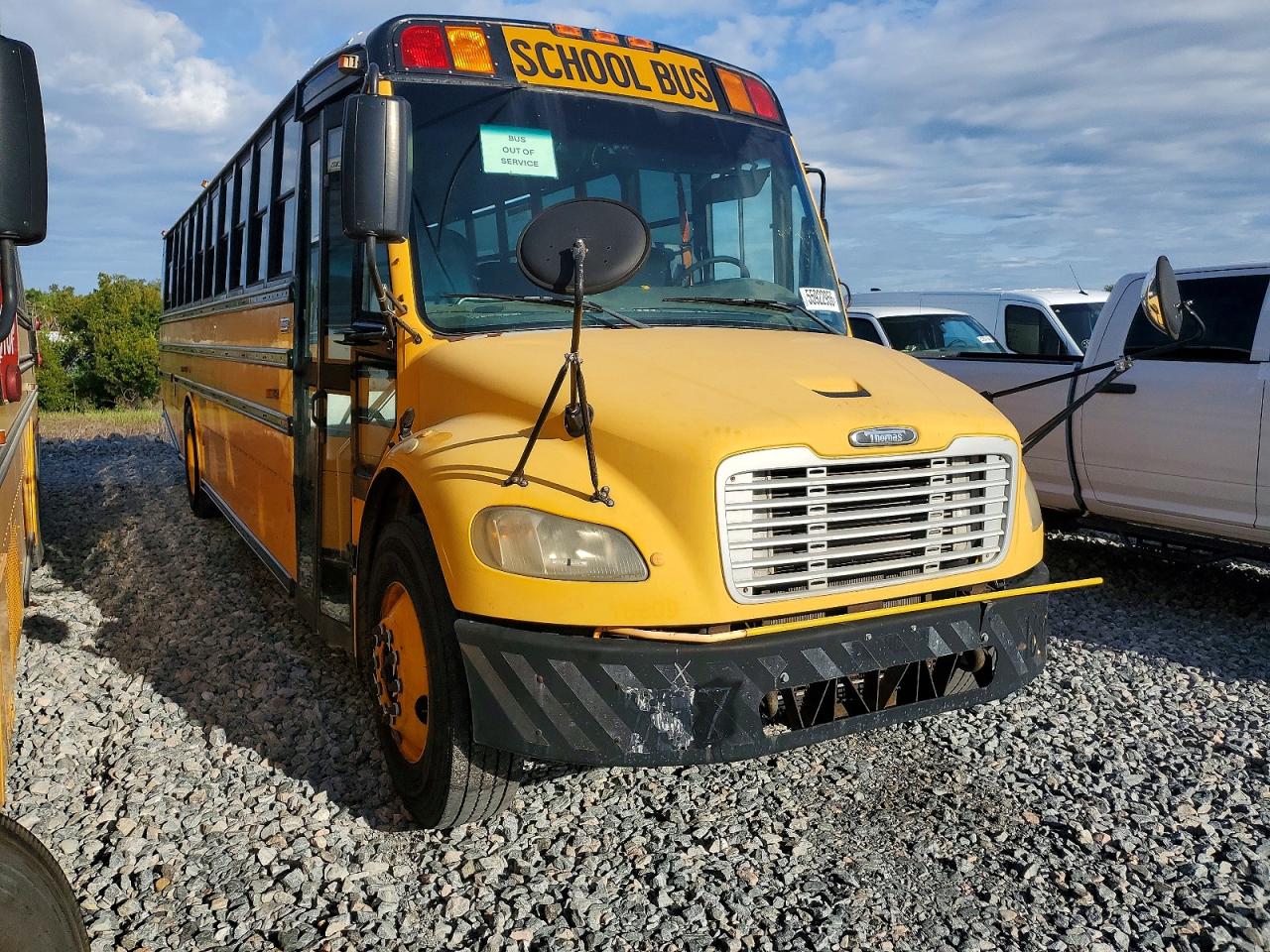 2009 THOMAS SAF-T-LINE