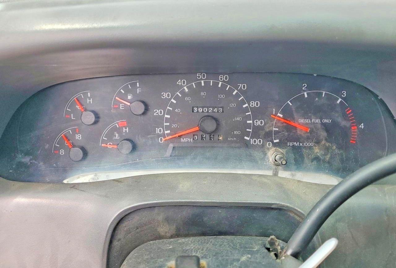 2005 FORD F650