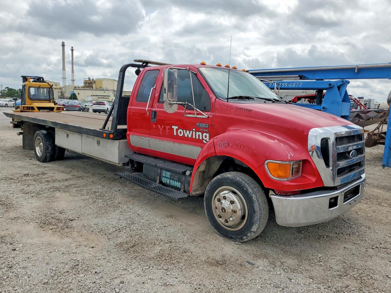 2005 FORD F650