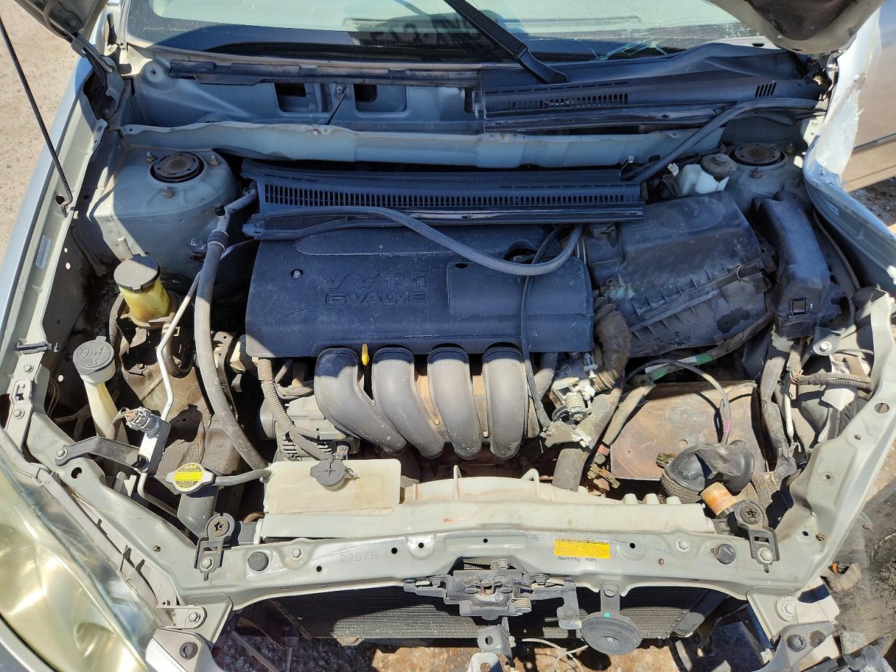 2004 TOYOTA COROLLA