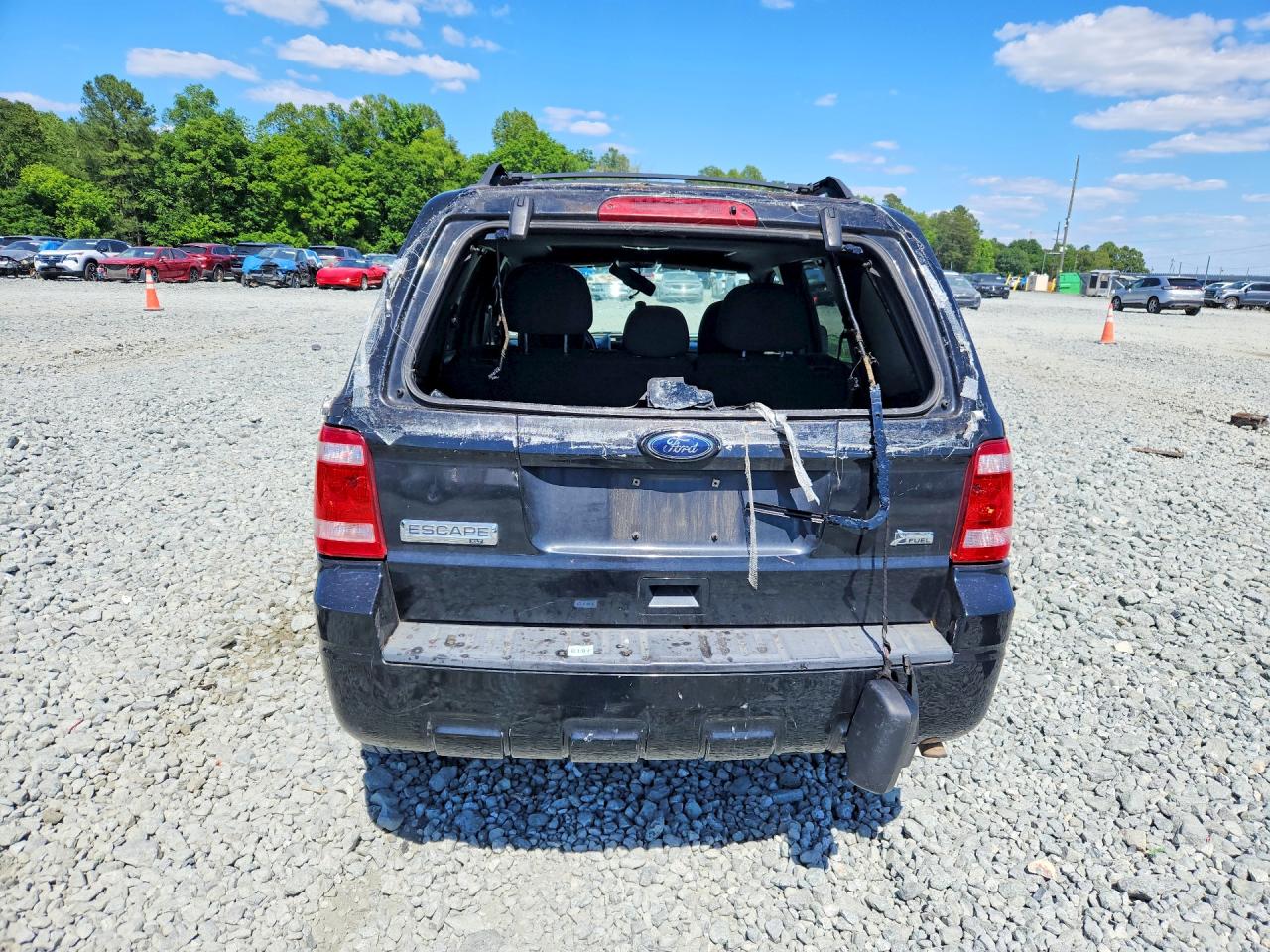 2011 FORD ESCAPE