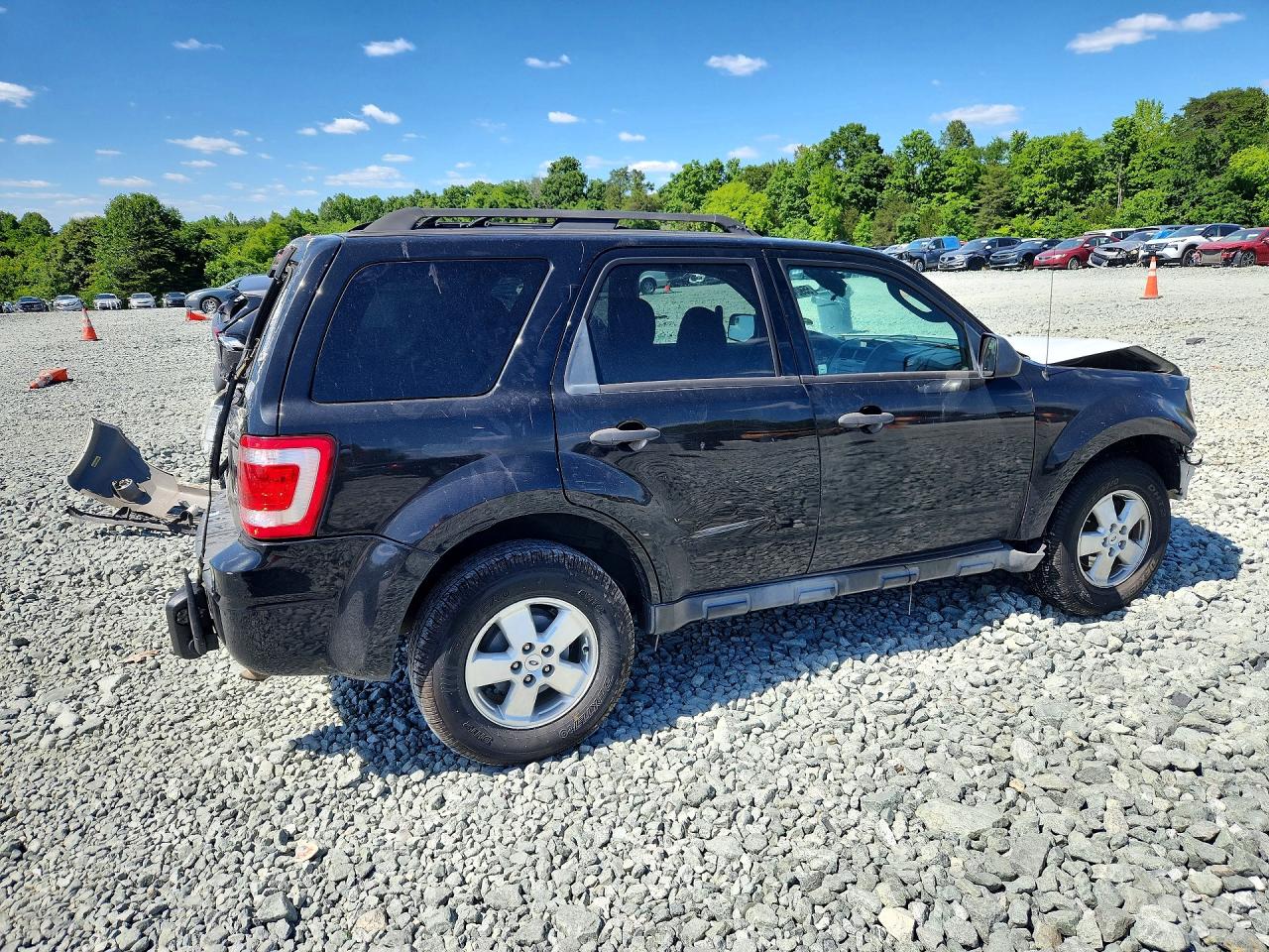 2011 FORD ESCAPE