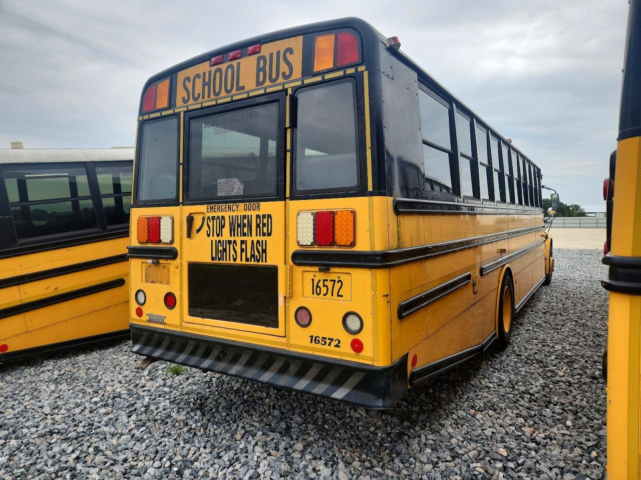 2009 THOMAS SAF-T-LINE