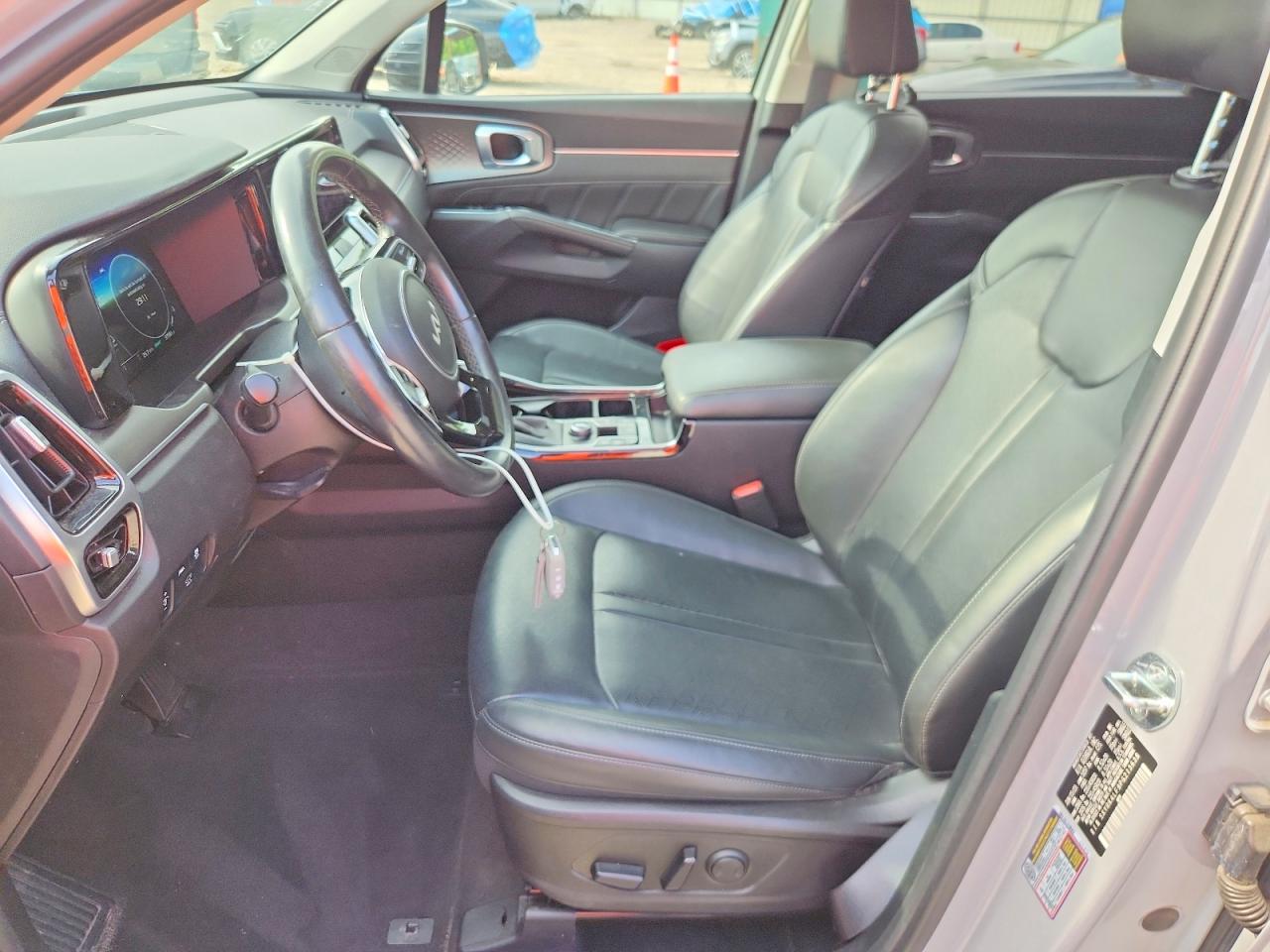 2023 KIA SORENTO