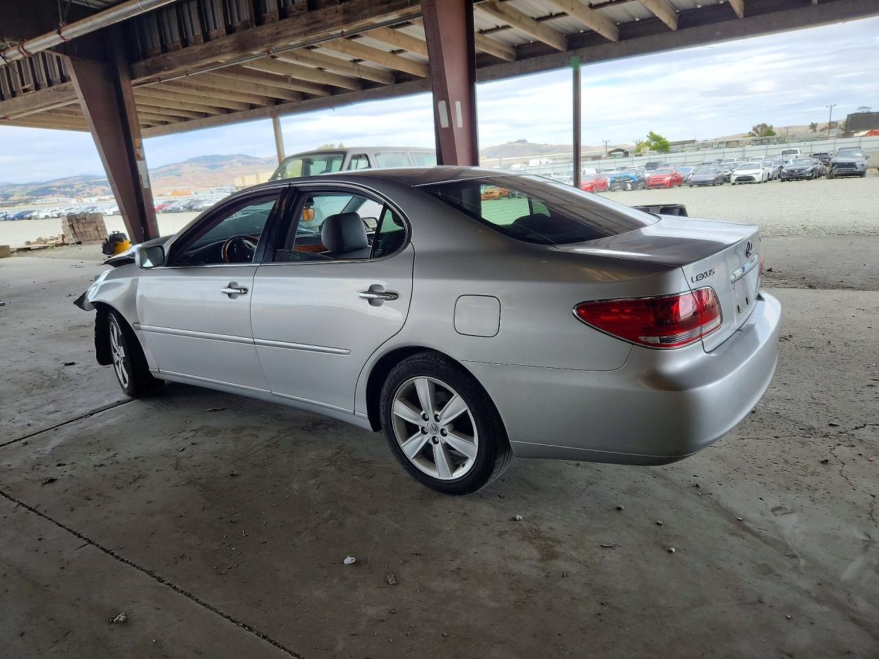 2005 LEXUS ES330