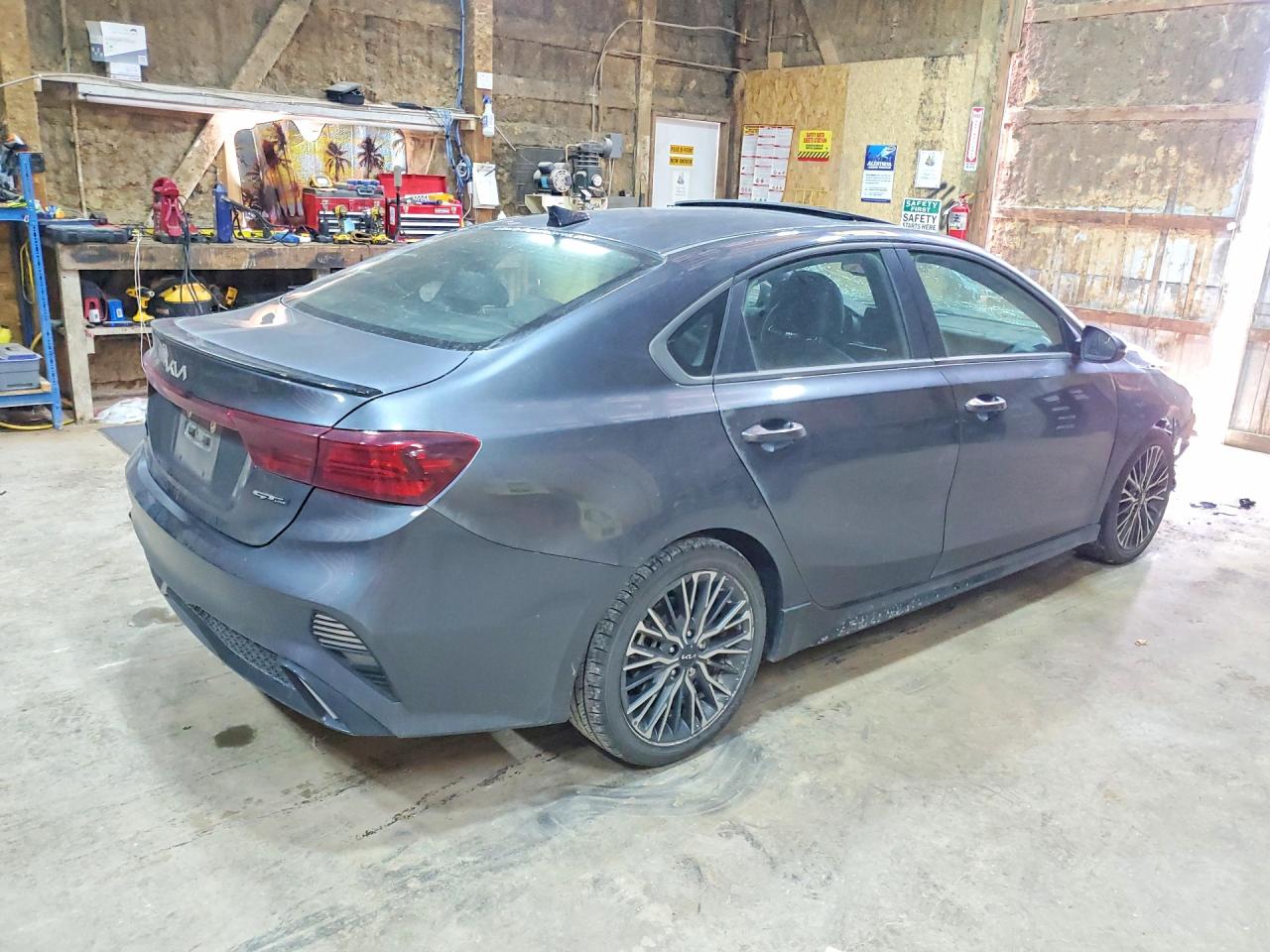 2023 KIA FORTE