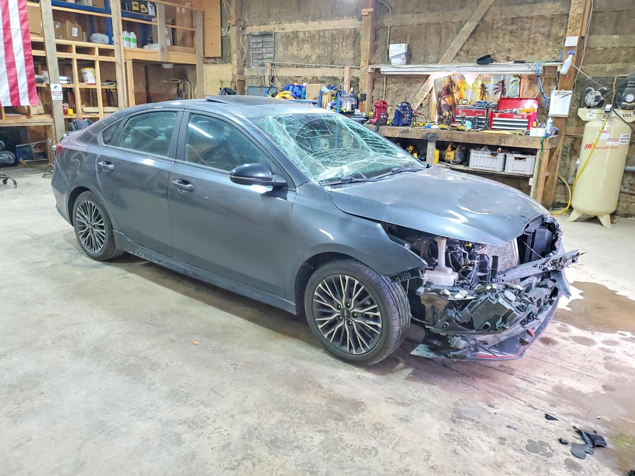 2023 KIA FORTE