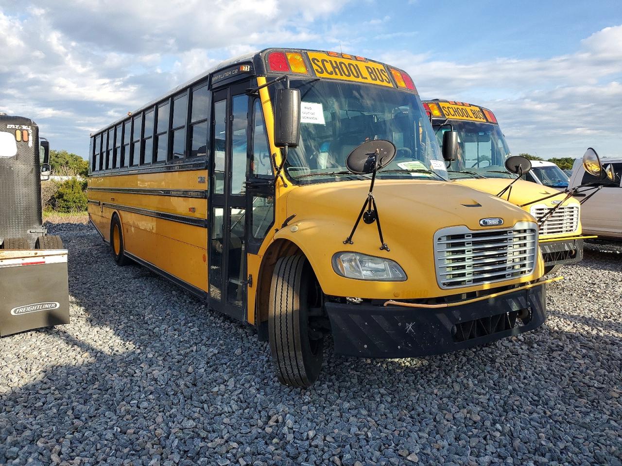 2009 THOMAS SAF-T-LINE