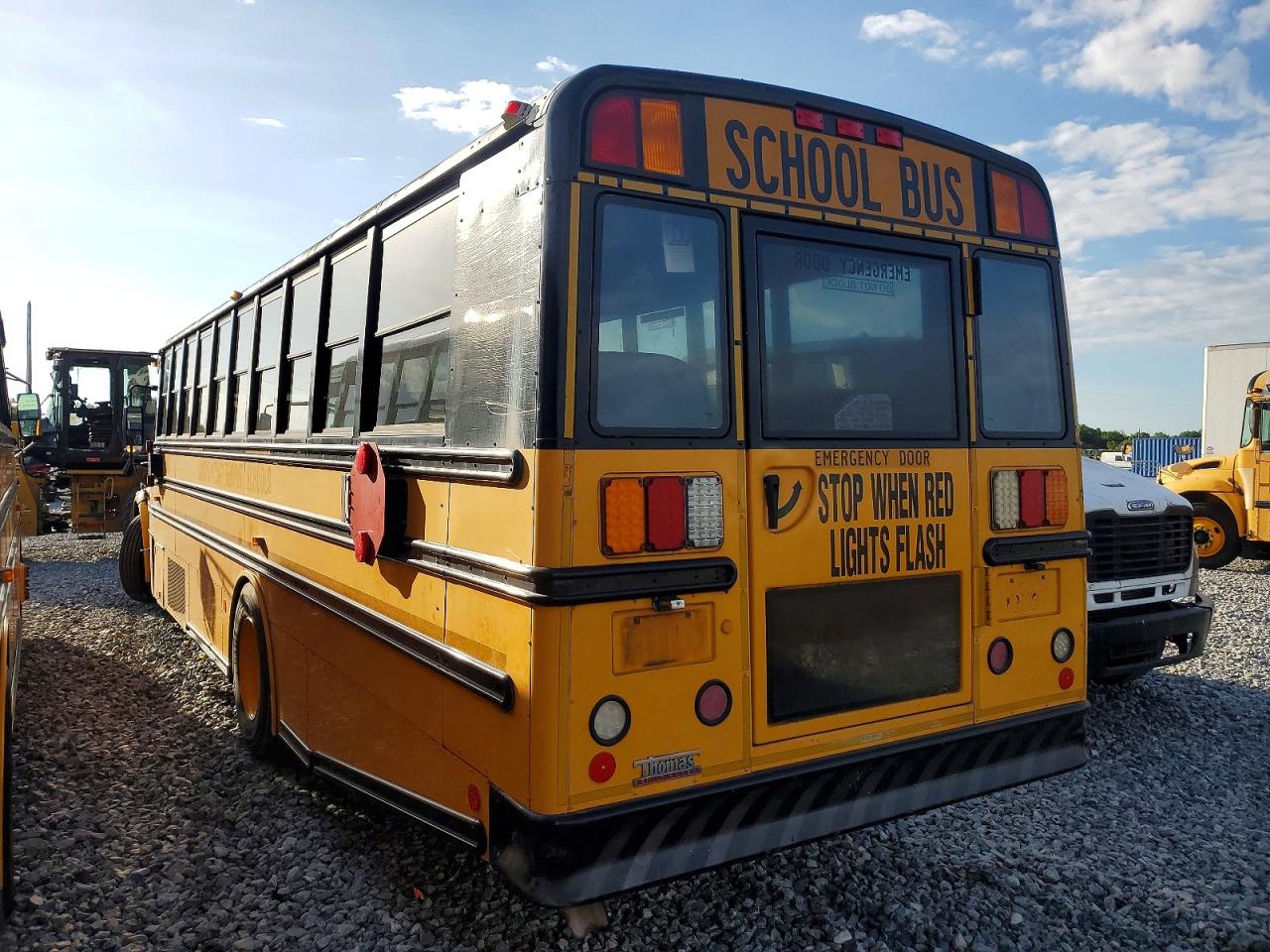 2009 THOMAS SAF-T-LINE