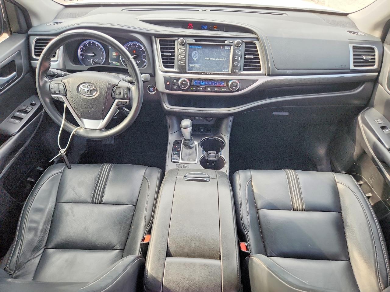 2017 TOYOTA HIGHLANDER