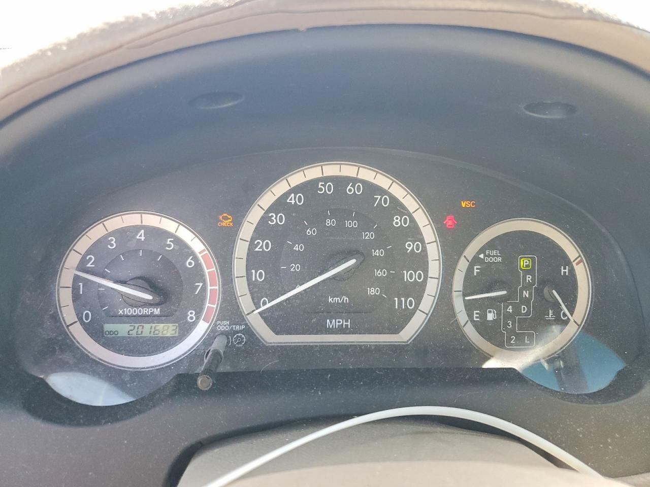 2004 TOYOTA SIENNA
