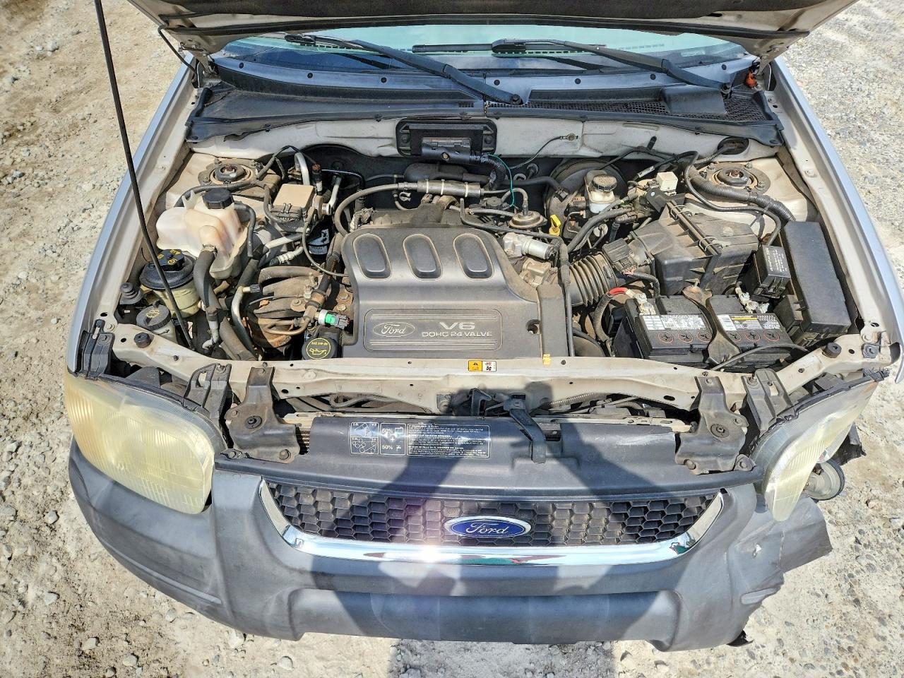 2002 FORD ESCAPE