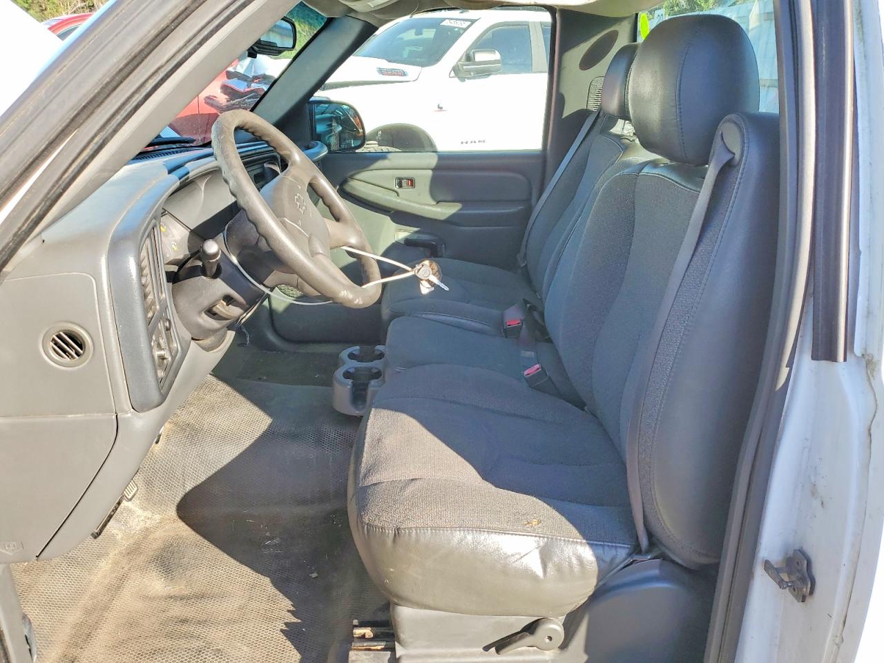 2004 CHEVROLET SILVERADO