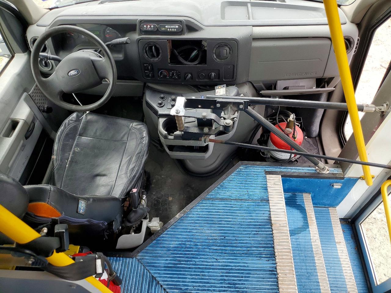2014 FORD ECONOLINE