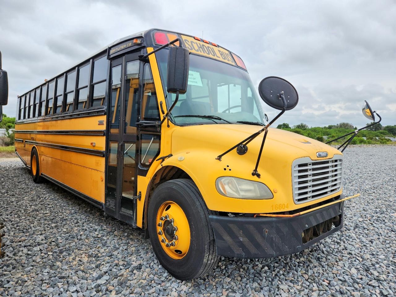 2009 THOMAS SAF-T-LINE