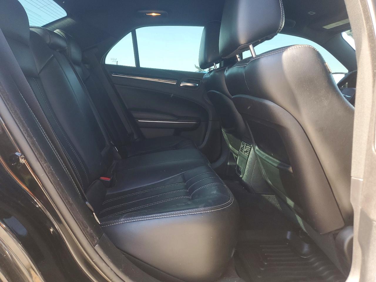 2017 CHRYSLER 300