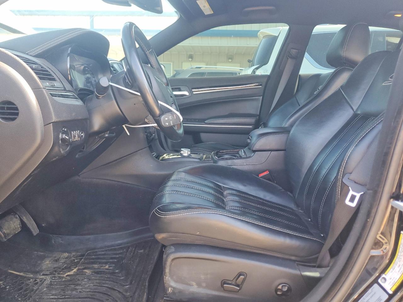 2017 CHRYSLER 300