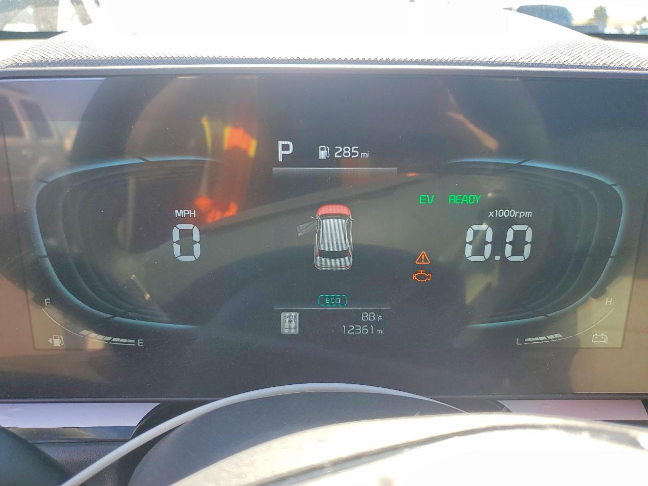 2025 KIA NIRO