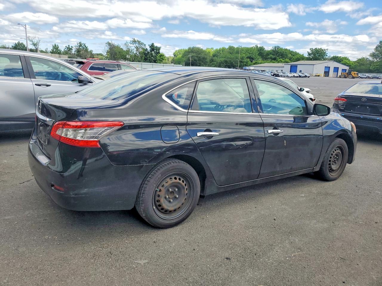 2015 NISSAN SENTRA