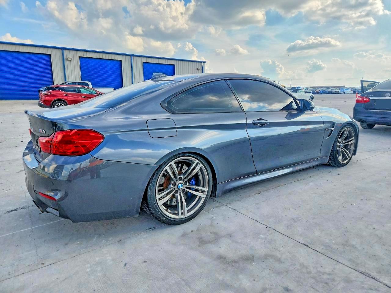 2016 BMW M4