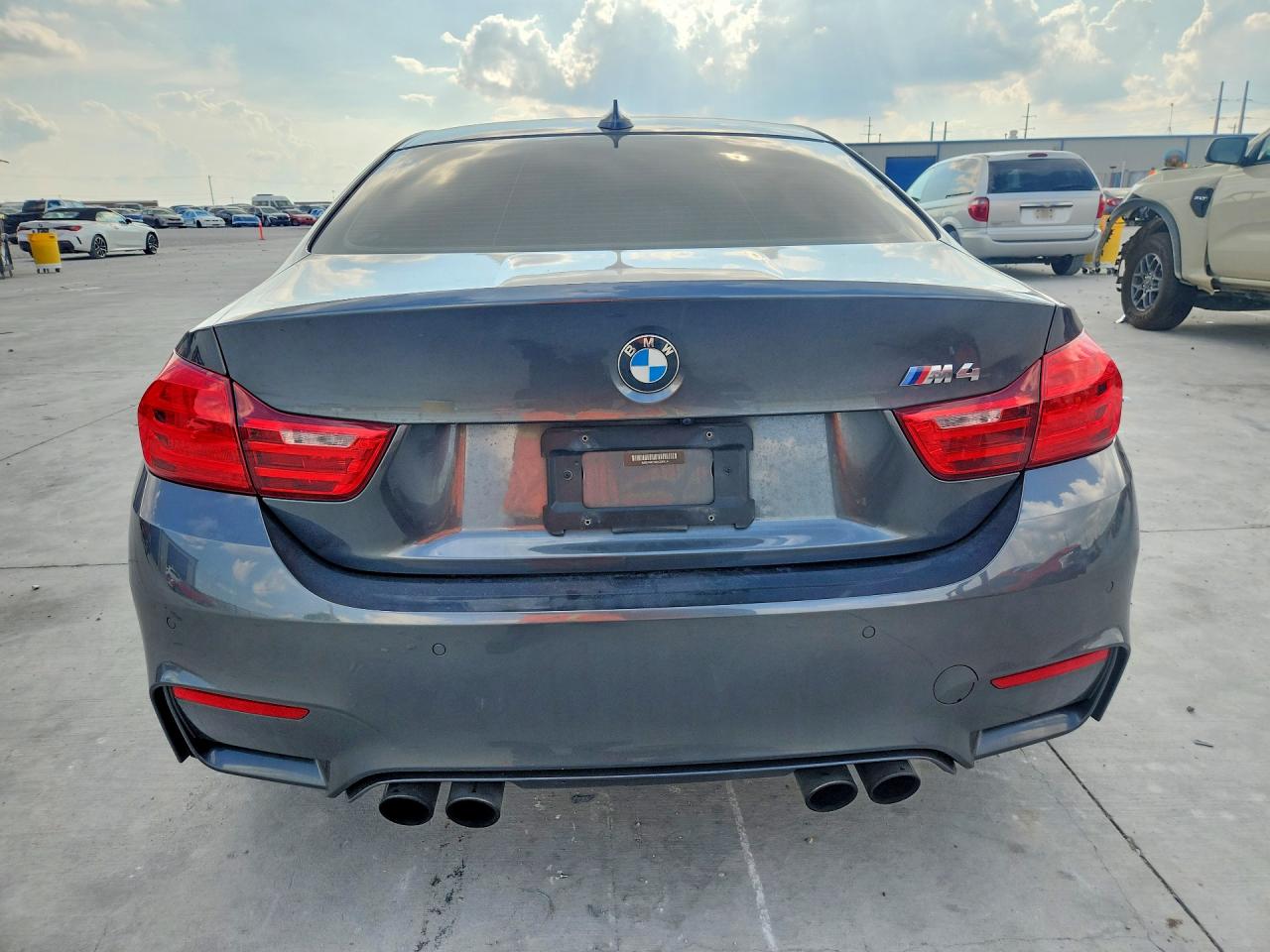 2016 BMW M4