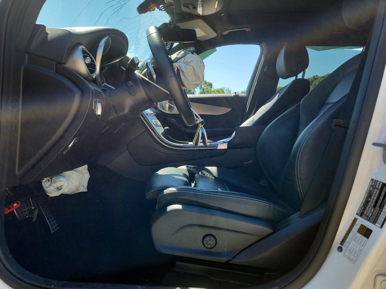 2020 MERCEDES-BENZ GLC-CLASS
