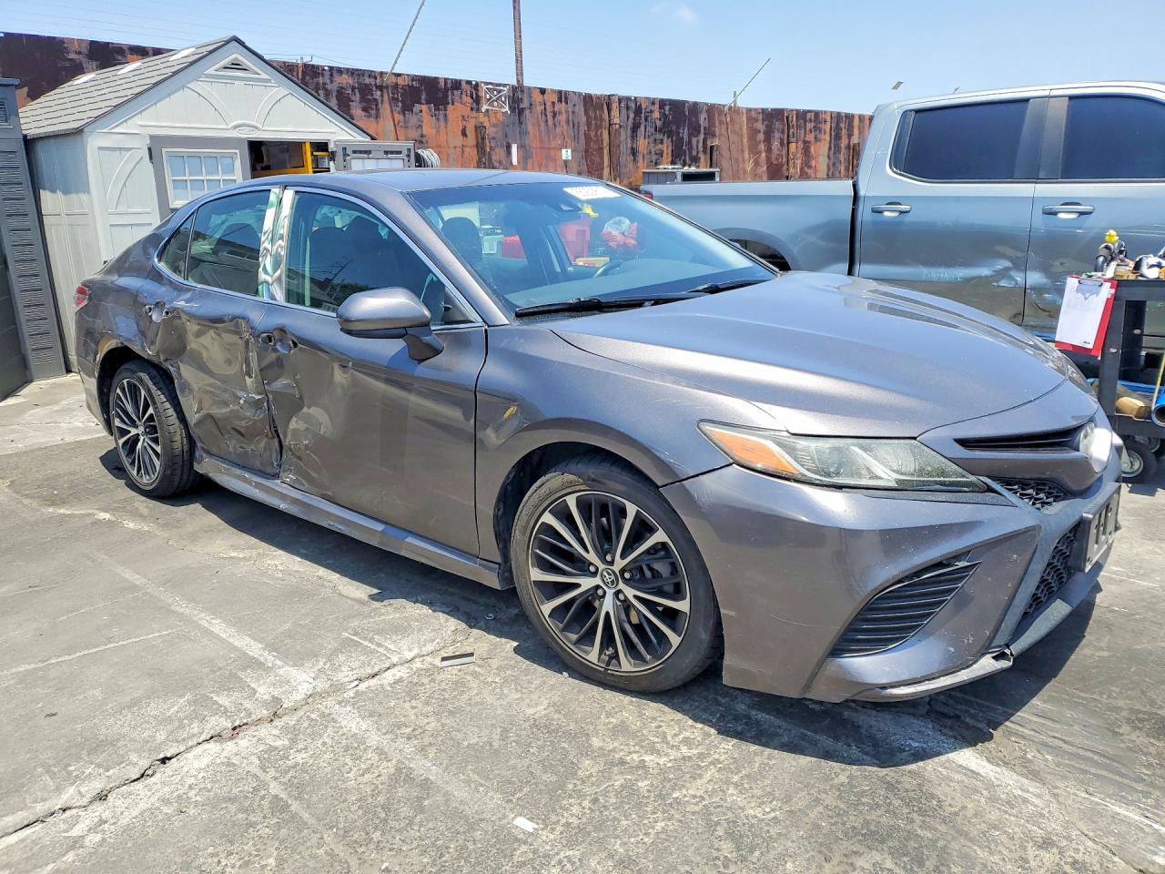 2019 TOYOTA CAMRY