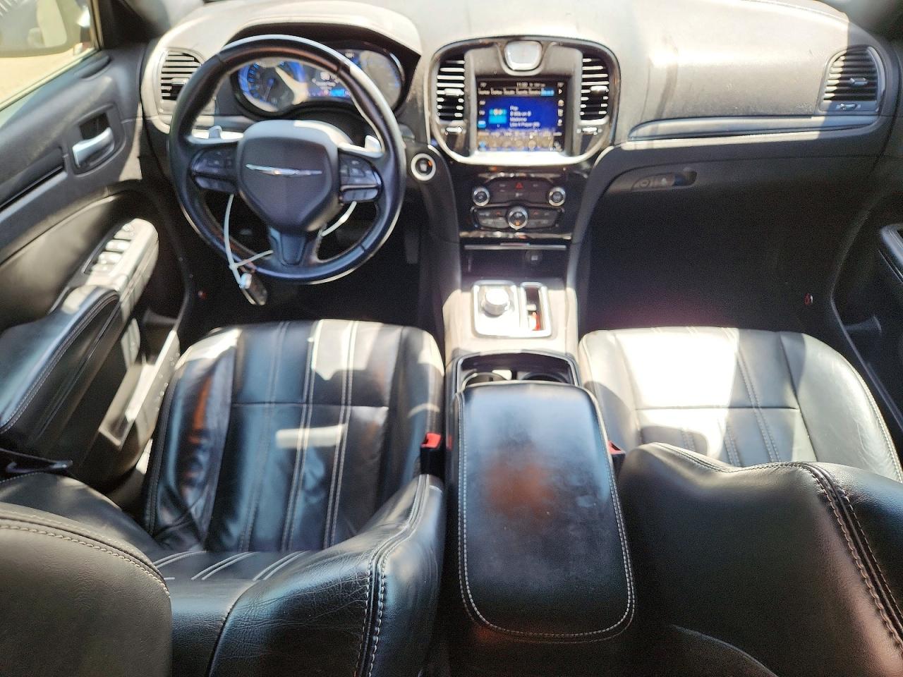 2015 CHRYSLER 300