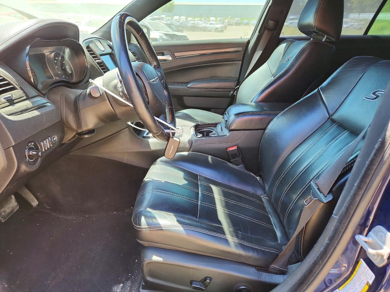 2015 CHRYSLER 300