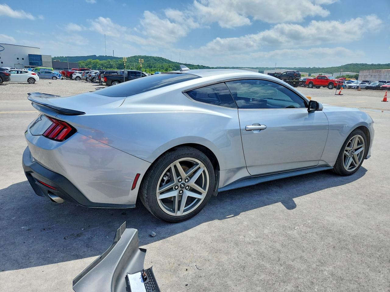 2024 FORD MUSTANG