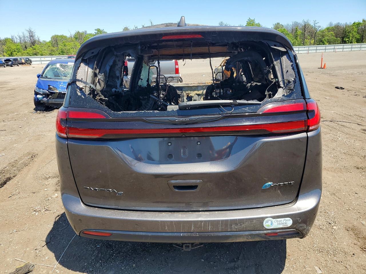 2022 CHRYSLER PACIFICA