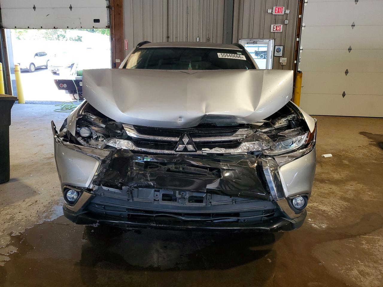 2018 MITSUBISHI OUTLANDER