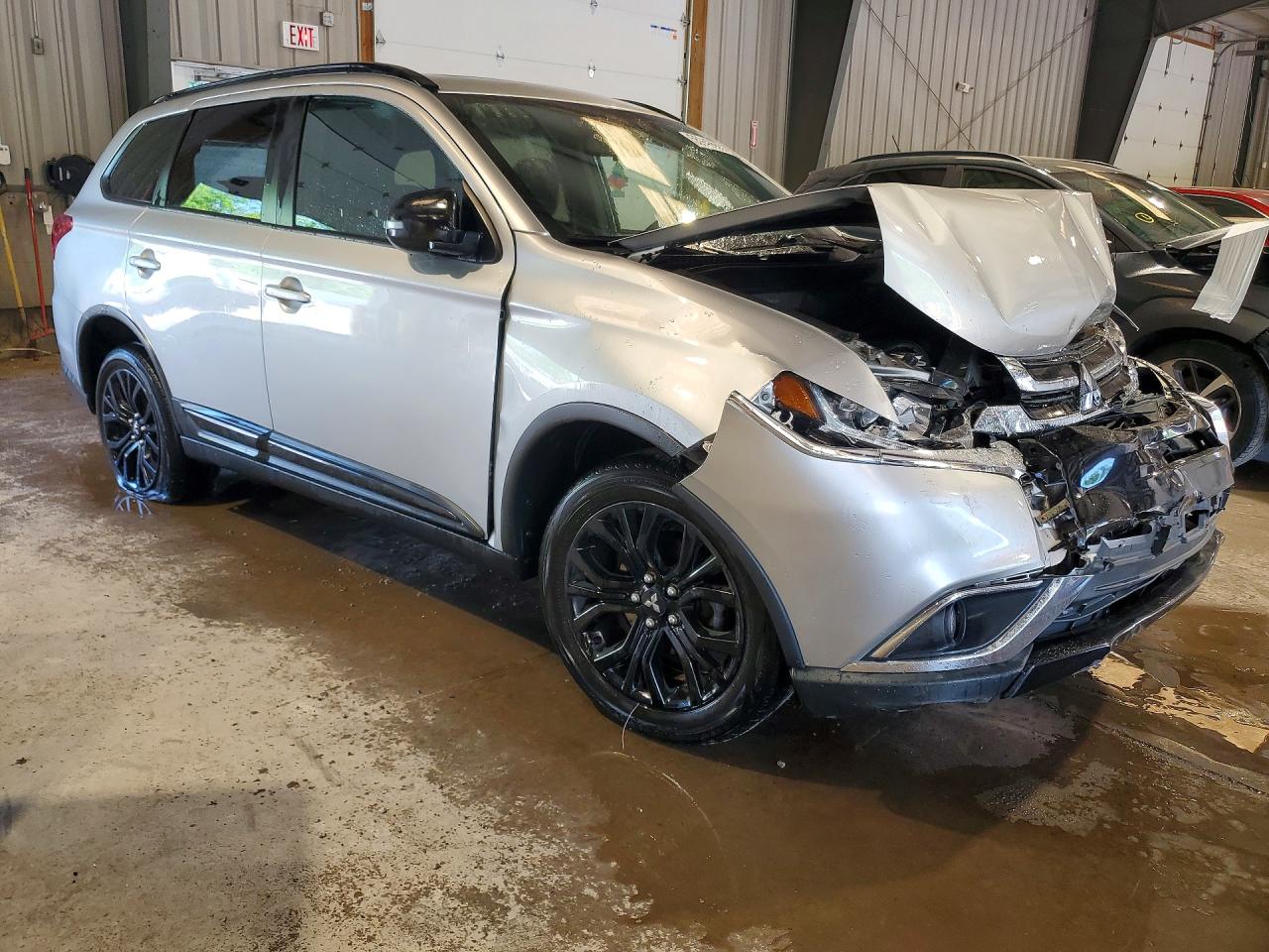 2018 MITSUBISHI OUTLANDER