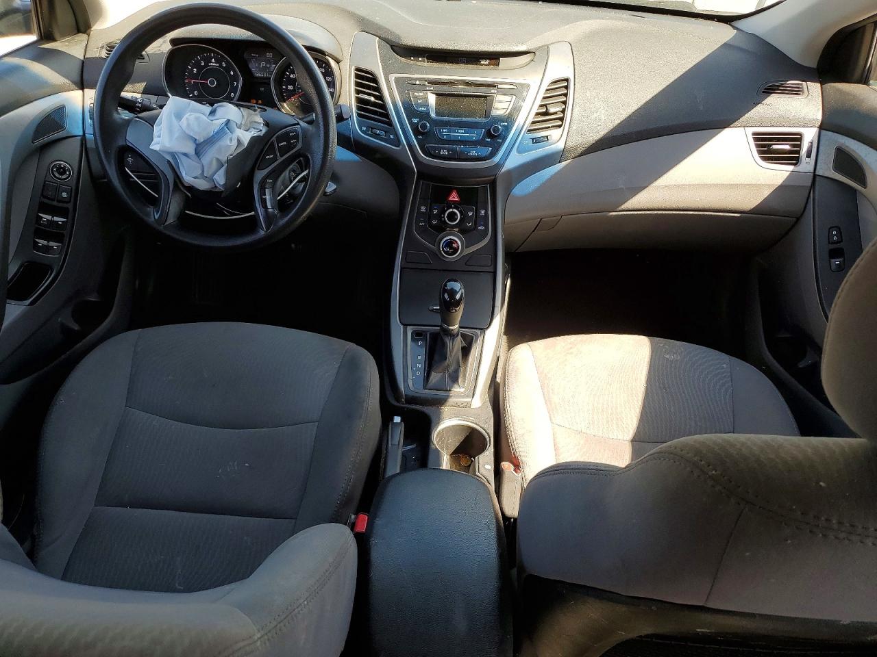 2016 HYUNDAI ELANTRA